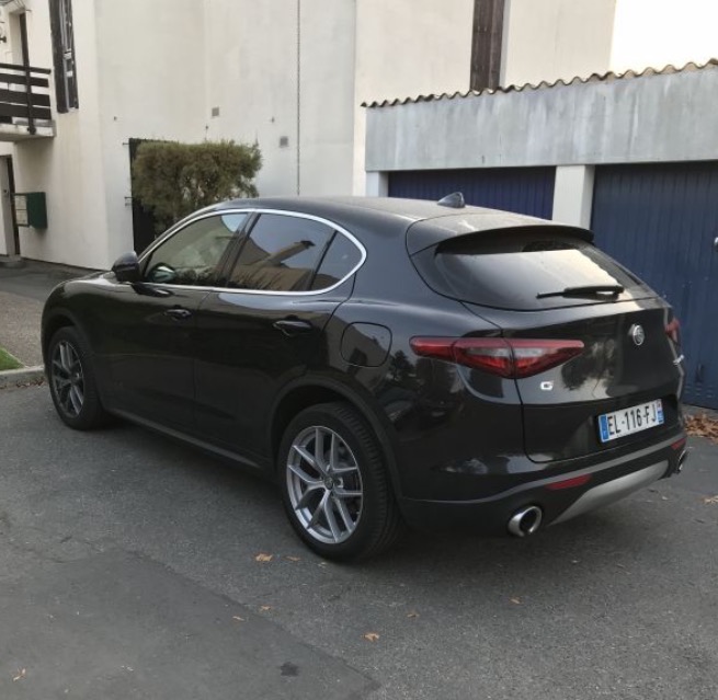 Left hand drive ALFA ROMEO STELVIO 2.0l turbo 280chv